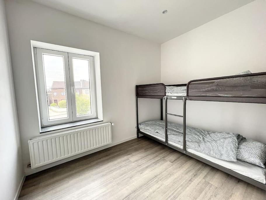 Wauters 75 Bruxelles-Charleroi-Airport Villa Eksteriør billede